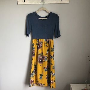 Roolee midi dress / floral mixed print blue yellow